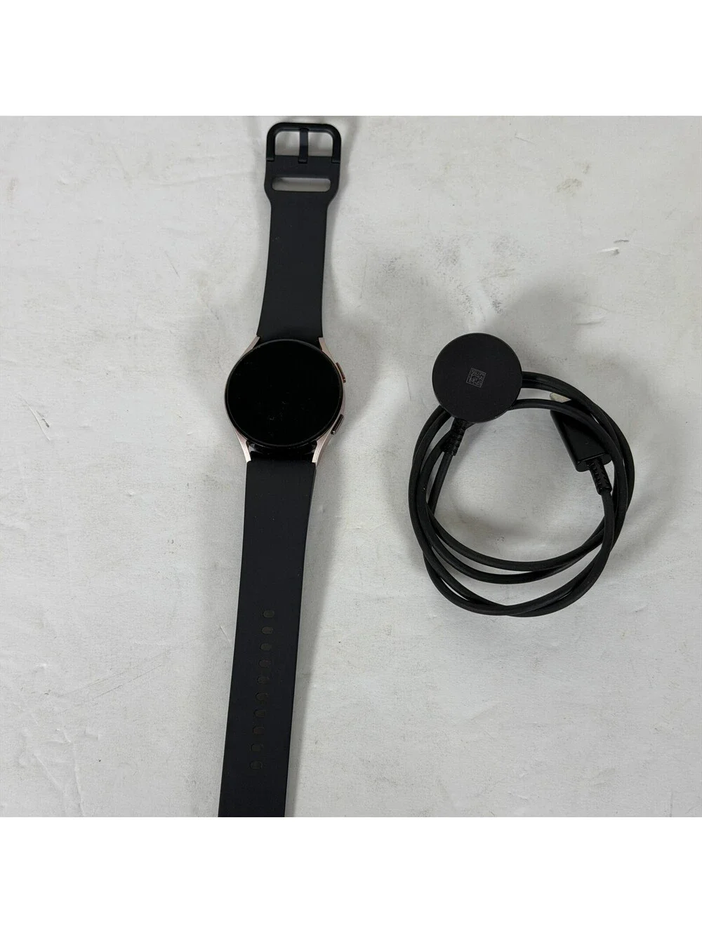 Samsung Galaxy Watch4 SM-R860 Smartwatch Black/Rose Gold - Storage Location E1